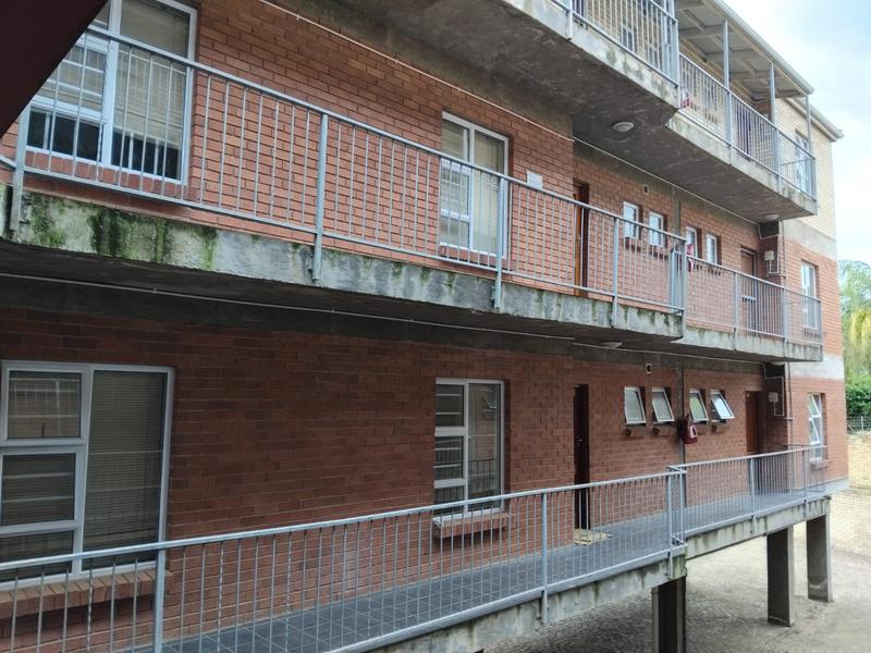 To Let 2 Bedroom Property for Rent in Grahamstown Eastern Cape